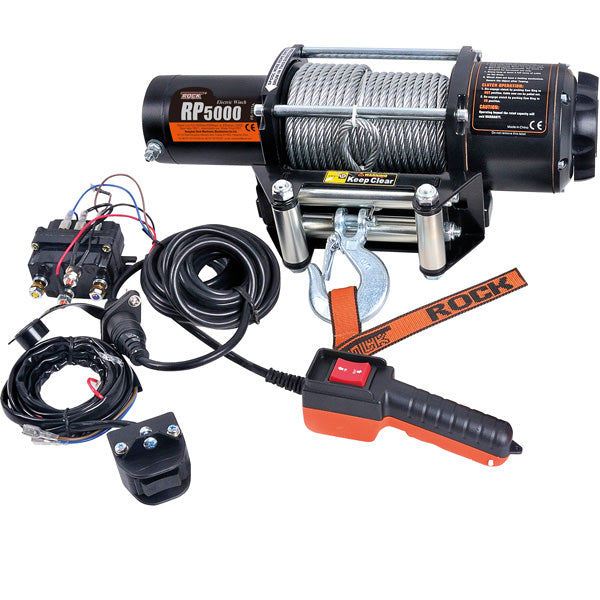 Rock RP5000 el-trailerspil set fra siden, monteret på en trailer.