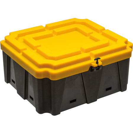 SeaTec batteriboks i kraftig kvalitet, set fra siden med målene 590x660mm.
