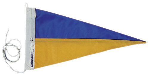 Adela bådvimpel med Sverige-design i størrelsen 30x20 cm hængende fra en mast