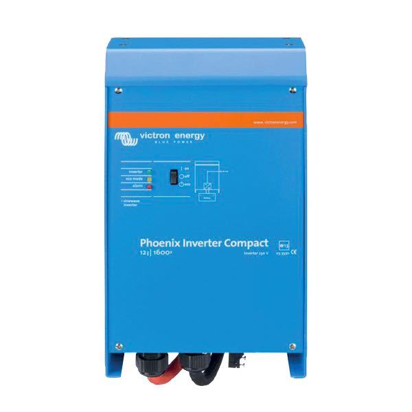 Victron Phoenix Compact inverter set fra siden, installeret i en båd