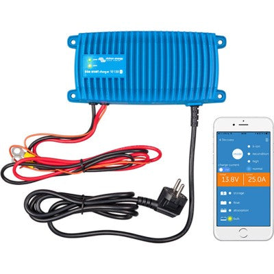 Victron Blue Smart lader 24V monteret og i brug på båd