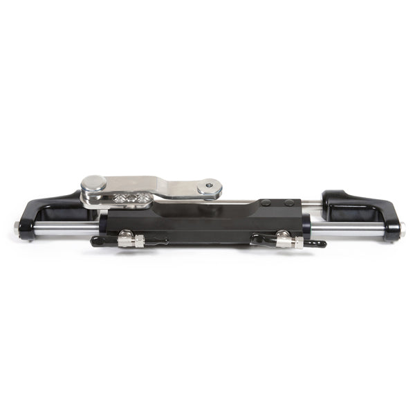 Detaljebillede af Ultraflex styringspakke med slanger og fittings