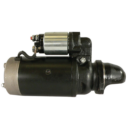 Quicksilver 12-volt starter set fra siden, klar til installation på båd.