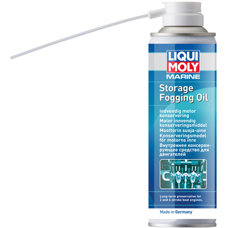 Liqui Moly motorkonservering indvendig 300 ml stående på bord med bådudstyr