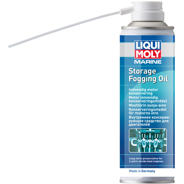 Liqui Moly motorkonservering indvendig 300 ml stående på bord med bådudstyr