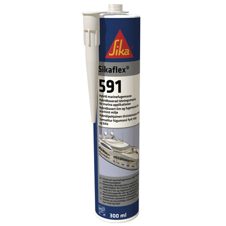 Sika flex 591 anvendt til fugebearbejdning på en båd