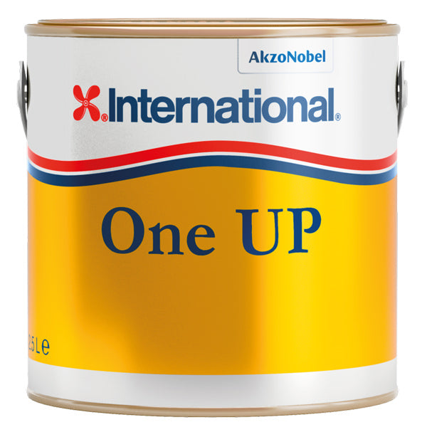International One Up Primer i hvid lak i 0,75 L beholdere