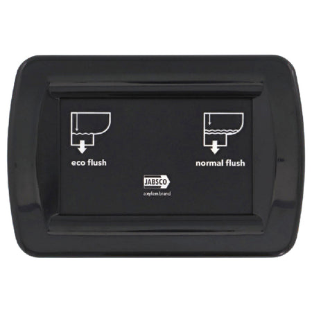 Jabsco Quiet Flush E2 toilet i brug med betjening