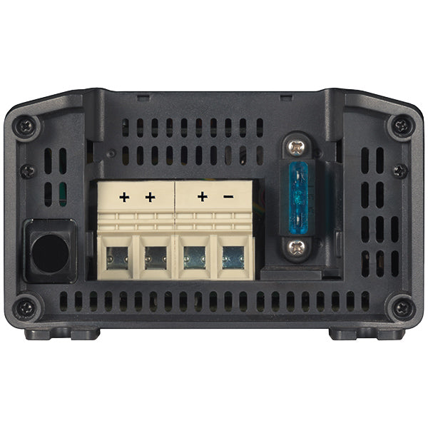 Victron Blue Smart lader set forfra, med tydelige tilslutningspunkter.