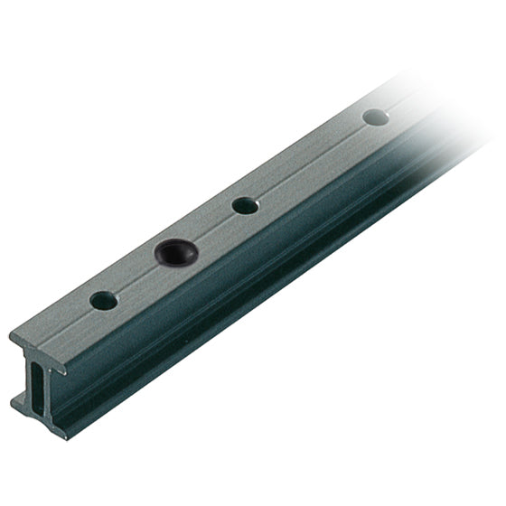Oversigt over Ronstan 19mm i-skinne med skuffer monteret.