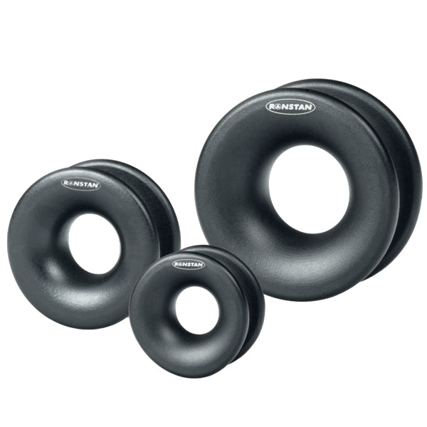 Ronstan low friction ring ø22mm vist forfra på en hvid baggrund